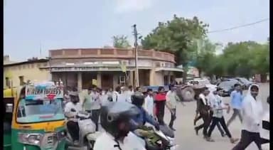 जोधपुर: 12वीं रोड चौराहे से युवाओं ने महिला आरक्षण के खिलाफ रैली निकाल किया प्रदर्शन