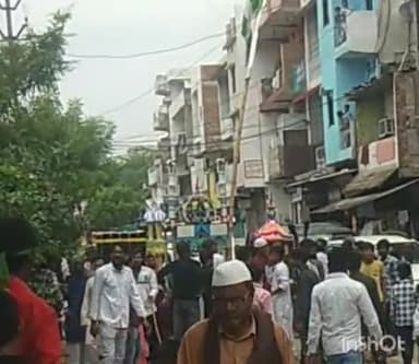 चितरंगी: चितरंगी पुलिस की मौजूदगी में मोहर्रम पर क्षेत्र में निकाला गया ताजिया जुलूस