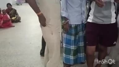 लखीसराय: जिले के पीरी बाजार पुलिस ने गिरफ्तार शराब कारोबारी को सदर अस्पताल में मेडिकल जांच बाद भेजा जेल।