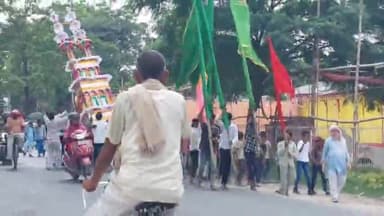 मुशहरी: मुहर्रम पर शहर के विभिन्न इलाकों से निकाले गए मातमी जुलूस ताजिया व अखाड़ा