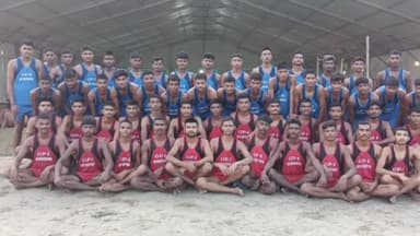 मुशहरी: चक्कर मैदान में चल रहे अग्निवीर भर्ती रैली के लिए 500 अभ्यर्थियों ने दी शारीरिक दक्षता परीक्षा