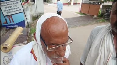 टीकमगढ़: पहाड़ी तिलवारन गांव में वृद्ध के साथ हुई मारपीट, एसपी दफ़्तर पहुंचकर बोला- है जान का खतरा