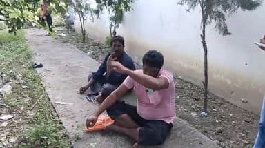 সুতি ১: অচৈতন্য অবস্থায় সুতিতে রাস্তা থেকে উদ্ধার এক ব্যক্তি, পরে মৃত্যু ওই ব্যক্তির