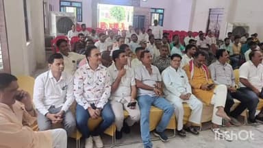 जलेसर: जलेसर कस्बा में मतदाता अभिनंदन कार्यक्रम हुआ संपन्न केंद्रीय राज्य मंत्री,विधायक सहित पदाधिकारी रहे मौजूद,