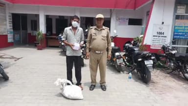 हरिद्वार: ज्वालापुर कोतवाली पुलिस ने जग्गू घाट से एक शराब तस्कर को किया गिरफ्तार, देसी शराब के 52 पव्वे किए बरामद