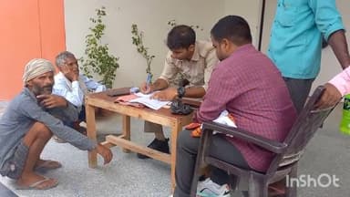 हरदोई: जसमई गांव में घर के अंदर बैठे जहरीले सांप ने अधेड़ को काटा, मेडिकल कॉलेज में इलाज के दौरान हुई मौत