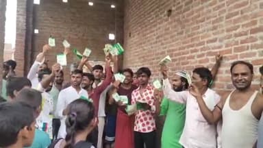 पूरनपुर: गांव सिमरिया तालुके महाराजपुर में फैमिली हेल्प कार्ड बनाने के नाम पर अवैध बसूली, तीन लोगों को पकड़कर पुलिस को सौपा