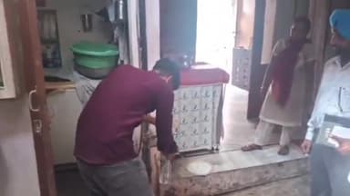 ਸੁਨਾਮ: ਵਾਰਡ ਨੰਬਰ 16, 17 ਤੇ 18 ਵਿੱਚ ਪੀਣ ਵਾਲੇ ਪਾਣੀ ਦੇ ਲਏ ਸੈਂਪਲ ਟੈਸਟਿੰਗ ਲਈ ਲੈਬ ਵਿੱਚ ਭੇਜੇ