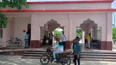 हमीरपुर: रविवार को एक बार फिर दौड़ी इंटरसिटी एक्सप्रेस 
अन्य यात्री ट्रेनों का संचालन बंद होने से लोग परेशान