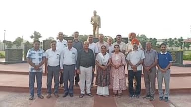 ਸੁਨਾਮ: ਭਾਰਤੀ ਵਿਕਾਸ ਪਰਿਸ਼ਦ ਐਸ ਯੂ ਐਸ ਸੁਨਾਮ ਵੱਲੋਂ ਸ਼ਹੀਦ ਊਧਮ ਸਿੰਘ ਜੀ ਦੇ ਸਮਾਰਕ ਤੇ ਲਗਾਏ ਗਏ ਬੂਟੇ,