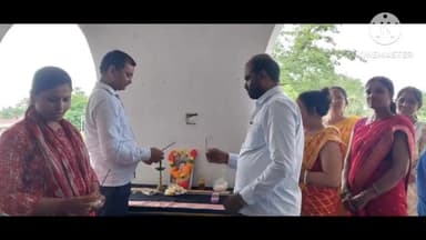 महुआ: महुआ के मिर्जानगर में चंद्रशेखर आजाद की जयंती के अवसर पर लोगों ने उन्हें श्रद्धा सुमन अर्पित करते हुए पौधारोपण किया