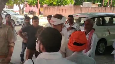 आज़मगढ़: पल्थी बाजार में सड़क हादसे में घायल युवक की हुई मौत, शव का कराया गया पोस्टमार्टम