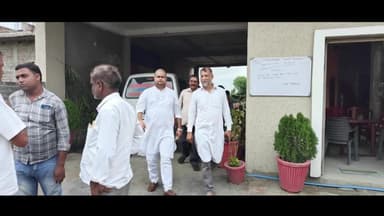 पांकी: राष्ट्रीय जनता दल के नेता डॉ अरुण कुमार से मिले समाजसेवी सह एनजीओ और विवेकानंद विद्यालय के मालिक श्री कमलेश सिंह जी