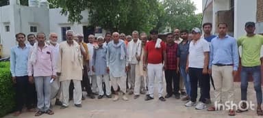 धौलपुर: आरोपियों की सुन रही पुलिस, हमारी नहीं हो रही कोई सुनवाई आरोपियों की गिरफ्तारी की मांग को लेकर एसपी को सौंपा ज्ञापन