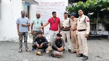 शाजापुर: लालघाटी थाना पुलिस ने ग्राम गिरवर स्थित कुएं से चोरी हुई जल मोटर के साथ दो चोरों को पकड़ा