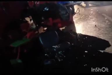 हरिद्वार: दूधाधारी फ्लाईओवर पर टकराए कांवड़ियों के दो वाहन, दोनों पर 20 कांवड़िया थे सवार, 6 हुए चोटिल