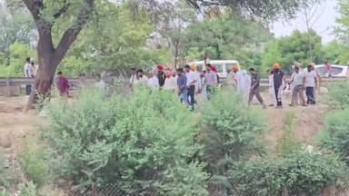 ਸੁਨਾਮ: ਐਮਐਲਏ ਅਤੇ ਪ੍ਰਸ਼ਾਸਨਿਕ ਅਧਿਕਾਰੀਆਂ ਨੇ ਘੱਗਰ ਨਦੀ ਦਾ ਲਿਆ ਜਾਇਜ਼ਾ ਕਿਸਾਨ ਤਰਸ ਰਹੇ ਹਨ ਪਾਣੀ ਦੀ ਬੂੰਦ ਬੂੰਦ ਨੂੰ,