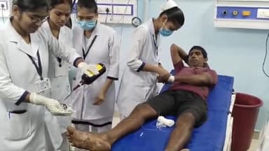 आरा: हरिदास टोला में घरेलू विवाद को लेकर बेटे ने पिता को गोली मारकर किया जख्मी, सदर अस्पताल में कराया गया भर्ती