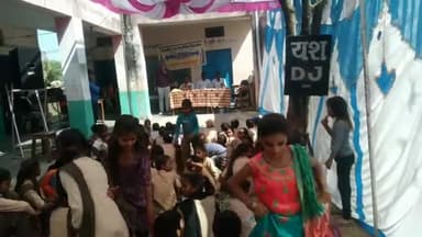 How did motivational speaker Er Anil Sukhwal motivate the children's of government schools in chittor?