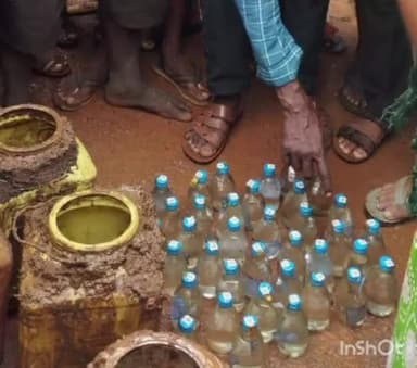 राजनांदगांव: डोंगरगांव थाना क्षेत्र के ग्राम आरी में घर के अंदर अवैध रूप से शराब रखें एक महिला पर पुलिस ने की कार्रवाई