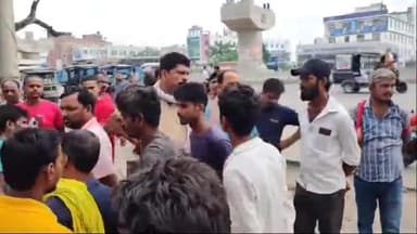 बेगूसराय: बेगूसराय नगर निगम में फुटकर दुकानदारों को दुकान लगाने के लिए जगह का हुआ चयन मौजूद रहे महापौर प्रतिनिधि