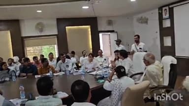 राघोगढ़: राघोगढ़ नगर पालिका कार्यालय में विधायक जयवर्धन सिंह ने ली विकास कार्यों की समीक्षा बैठक अधिकारी कर्मचारी रहे मौजूद