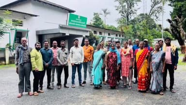 कोंडागांव: अपनी विभिन्न मांगों को लेकर कोंडागांव के दैनिक वेतनभोगी वन कर्मचारी संघ ने किया विरोध प्रदर्शन, बांधी काली पट्टी