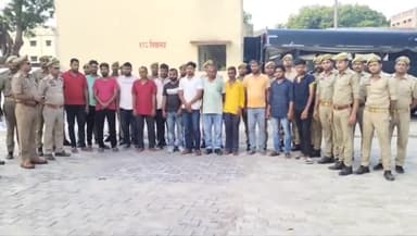 आज़मगढ़: उमरीश्री ओवरब्रिज के पास मोबाइल टावर से अजना उपकरण चोरी करने वाले अंतर्जनपदीय 13 चोर गिरफ्तार, 12 लाख के 10 अजना बरामद