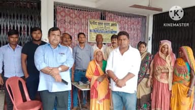 महुआ: महुआ में आयुष्मान कार्ड बनाने के अभियान का महुआ वीडियो संजीत कुमार ने किया निरीक्षण संबंधित कर्मियों को दिए कई निर्देश