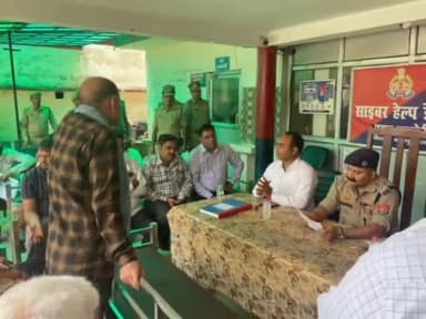 कानपुर: पुलिस उपायुक्त पूर्वी महोदय द्वारा थाना चकेरी पर जनसुनवाई के माध्यम से लोगों के समस्याओं का किया समाधान