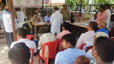 आज़मगढ़: सम्पूर्ण समाधान दिवस पर जहानागंज व रानी की सराय थाना पर पहुंचे DM व SP, सुनी लोगों की फरियाद