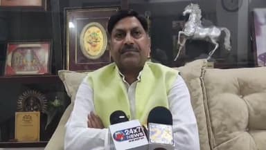 गोरखपुर: लखनऊ से गोरखपुर लौटे विधायक फतेह बहादुर के सुर बदले, खुद को योगी का करीबी बताया, सिविल लाइन आवास पर मीडिया से हुए रूबरू