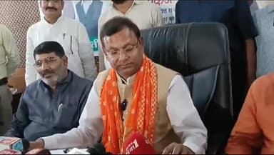 गोरखपुर: सर्किट हाउस में केंद्रीय वित्त राज्य मंत्री ने प्रेस वार्ता में बजट 2024-25 पर की चर्चा