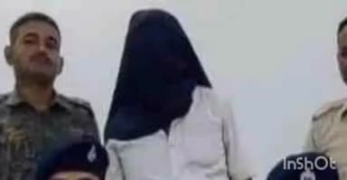 झरिया/जोरापोखर/सिंदरी: झरिया थाना के पुलिस ने चिल्ड्रन पार्क के पास छापेमारी कर अवैध लॉटरी टिकट बेचते एक व्यक्ति को किया गिरफ्तार