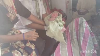 बुलंदशहर: गांव आलमगीरपुर धनोरा निवासी महिला ने 108 एंबुलेंस में दिया बच्चे को जन्म