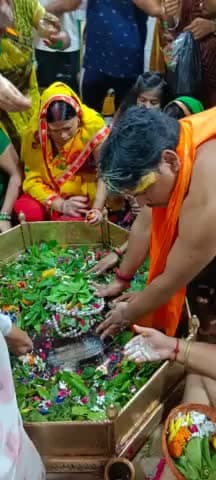 महर्षि विश्वामित्र फाउंडेशन के शाहाबाद संयोजक रविराज ने बाबा रामेश्वर नाथ धाम में दर्शन पूजन किया