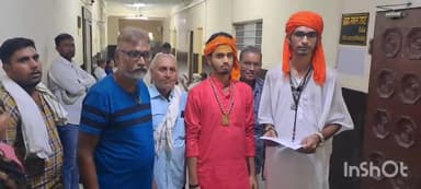 धौलपुर: कलेक्ट्रेट पर श्रावण माह में मीट की दुकान बंद करने की मांग