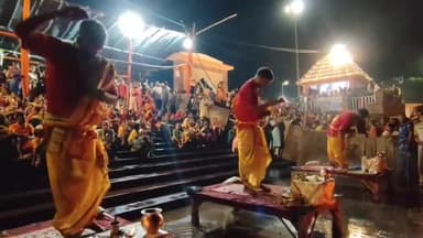 सुल्तानगंज: सावन के 9 वें शाम अजगैबीनाथ धाम के दोनों गंगा घाटों पर हुई भव्य गंगा महाआरती