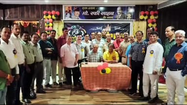 शाजापुर: शाजापुर के निजी होटल में कराओके क्लब ने मशहूर गायक स्व मो. रफी की पुण्यतिथि पर गीतों के माध्यम से दी श्रद्धांजलि