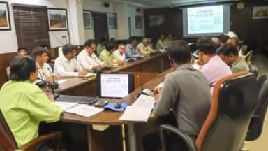 अमानगंज: कलेक्टर ने स्वच्छता सर्वेक्षण में नगरीय निकायों की रैंक बेहतर करने के संबंध में दिए निर्देश