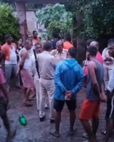 बिदुपुर: बिदुपुर थाना के मलाही पकरी उर्फ ऊंची डीह गांव में संदिग्ध परिस्थिति में एक महिला की मौत, पिता ने लगाया हत्या का आरोप