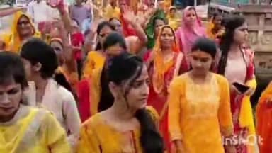 बारां: 101 महिलाओं की कांवड़ यात्रा कोटा रोड स्थित मनिहारा धाम से शुरू होकर पहुंची कृष्णा कॉलोनी के शिव हनुमान मंदिर