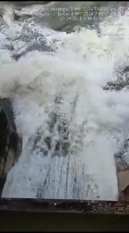 टोंक : मासी डेम का एक गेट कोल दिया गया है

#टोंक #मासी #नदी #जोधपुरिया 

@ashish_8690