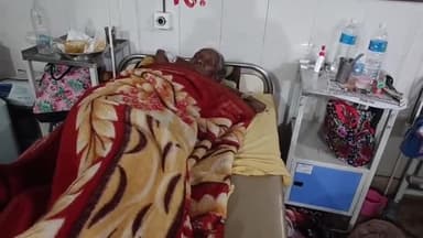 सिमडेगा: तेतर टोली में चलती बाइक से गिरकर वृद्ध महिला हुई घायल