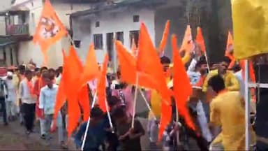 शाजापुर: ग्राम भालूखेड़ा से निकली कलश यात्रा, ग्राम सिरोलिया स्थित झनेश्वर महादेव का किया गया अभिषेक