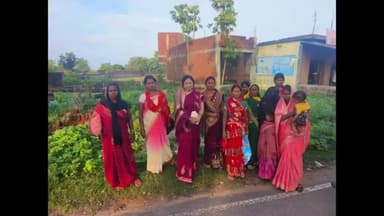 पांकी: महिला मोर्चा भारतीय जनता पार्टी के प्रदेश कोषाध्यक्ष लवली गुप्ता ने पाकी क्षेत्र के कई लोगों से मिली