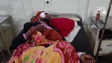 ठेठईटांगर: तरगा के पास अज्ञात वाहन के धक्के से बाइक सवार व्यक्ति हुआ गंभीर रूप से घायल