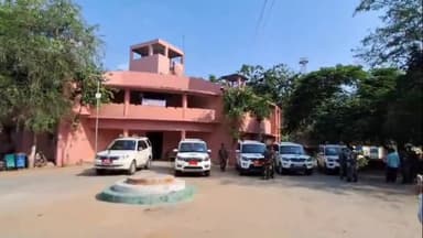 पांकी: वज्रपात से महिला की मौत घटना मां की प्रखंड के पगार खुर्द गांव के हरिजन टोला निवासी पचू मोची की सास के रूप में हुई