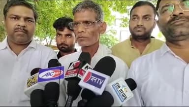 सुल्तानपुर: कांग्रेसियों के साथ जिलाधिकारी से मिले रामचैत मोची,दी प्रतिक्रिया