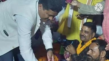 अनगड़ा: MACP को लेकर खिजरी विधानसभा में अनशन पर बैठे प्रदेश अध्यक्ष अनूप केसरी का विधायक ने तुड़वाया अंशन